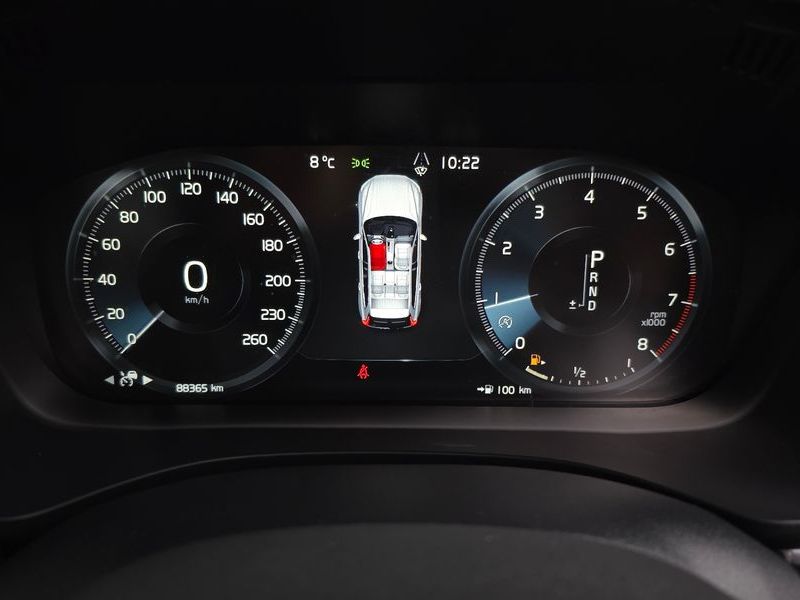 2020 Volvo XC60 T6 Inscription photo 8