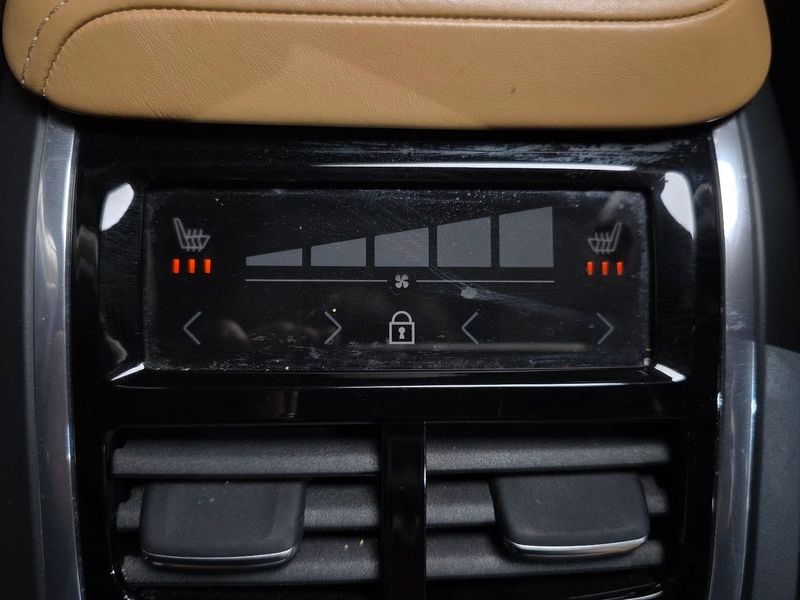 2020 Volvo XC60 T6 Inscription photo 19