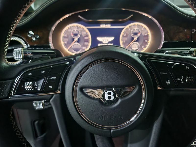 2020 Bentley Flying Spur 6.0 photo 8