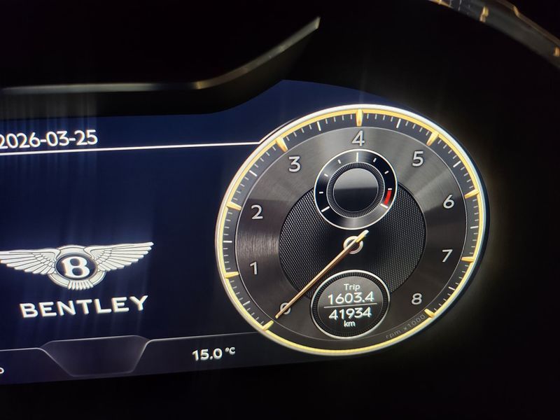 2020 Bentley Flying Spur 6.0 photo 9