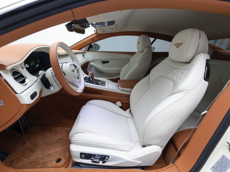 2026 Bentley Continental GT 4.0 GT Azure photo 10