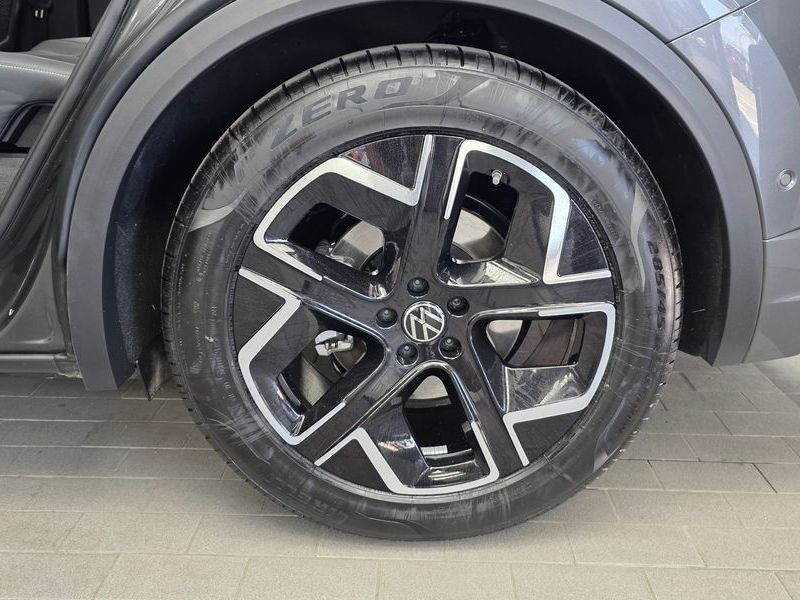 2026 Volkswagen Touareg 3.0 TDI Prestige photo 21