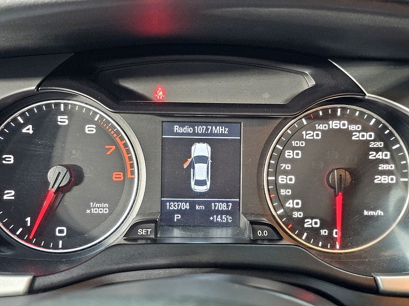2012 Audi A4 2.0 TFSI Quattro B8 photo 8