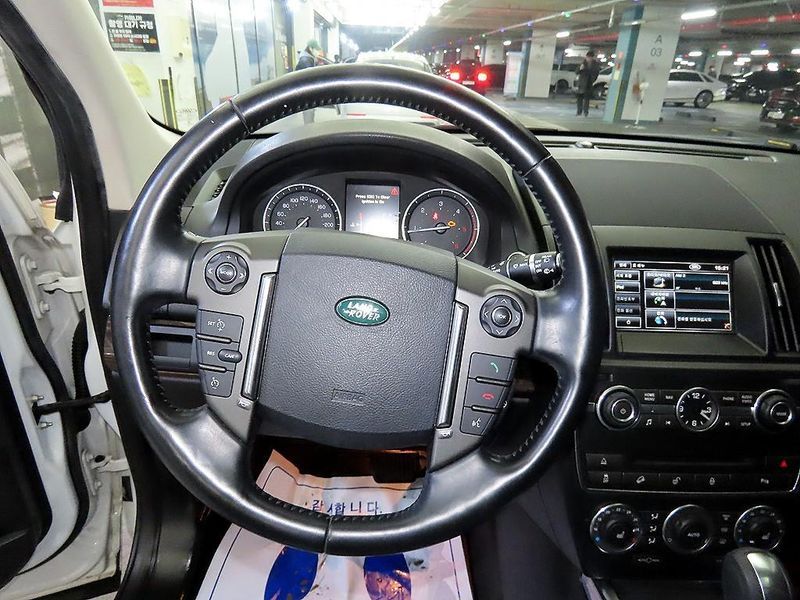 2013 Land Rover Freelander2 2.2 SD4 HSE photo 8