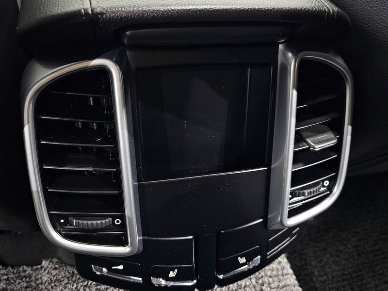 2012 Porsche Cayenne 3.0 Diesel 958 photo 18