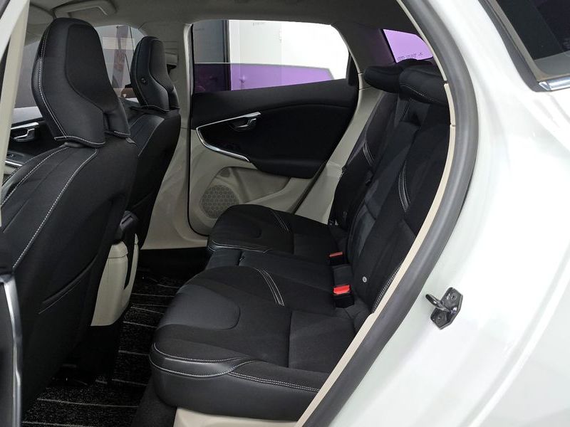 2013 Volvo V40 D4 2nd photo 12