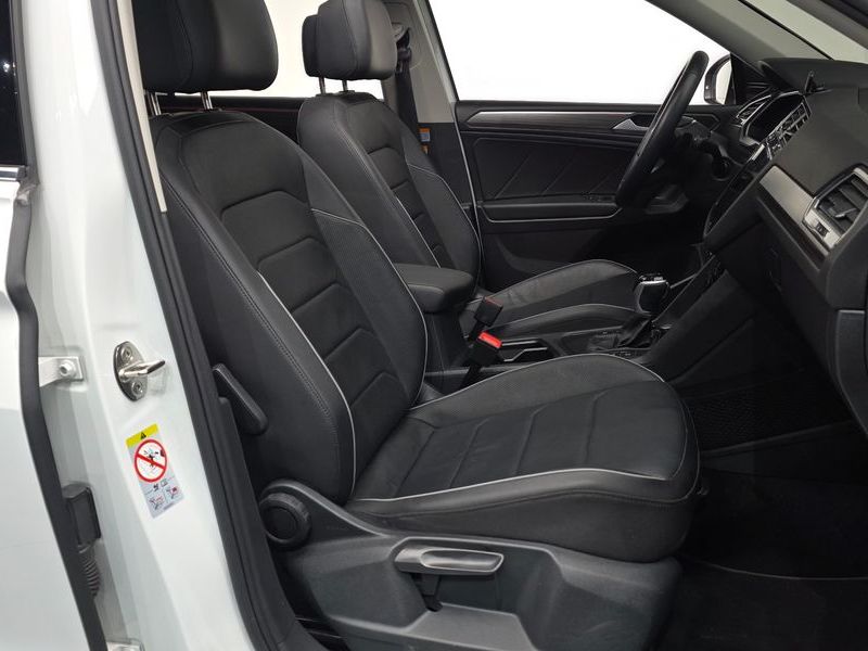 2023 Volkswagen Tiguan 2.0 TSI Prestige photo 10