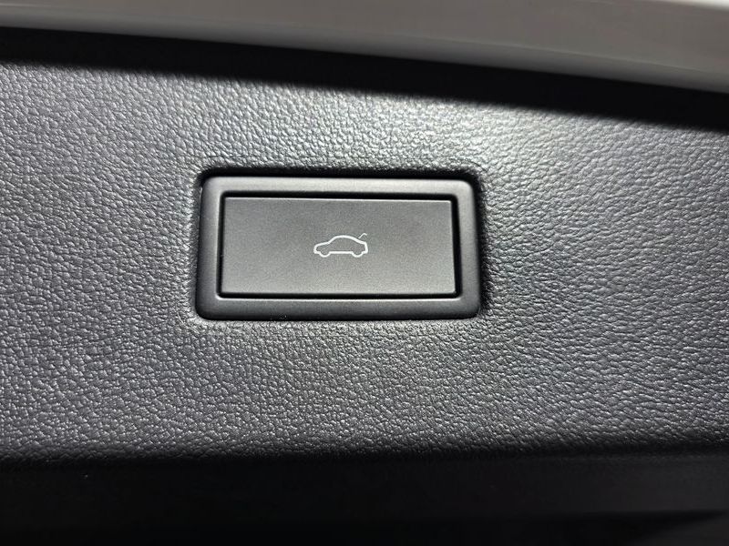 2023 Volkswagen Tiguan 2.0 TSI Prestige photo 20