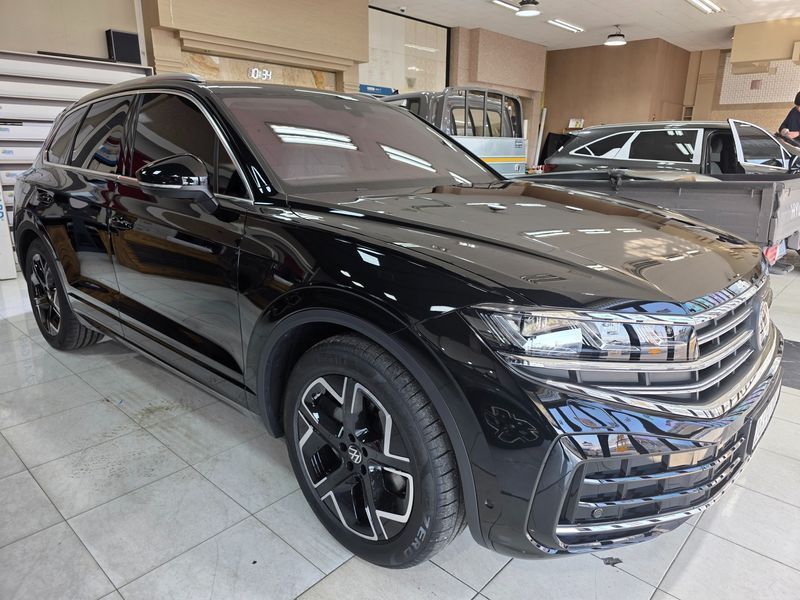 2026 Volkswagen Touareg 3.0 TDI Prestige photo 15