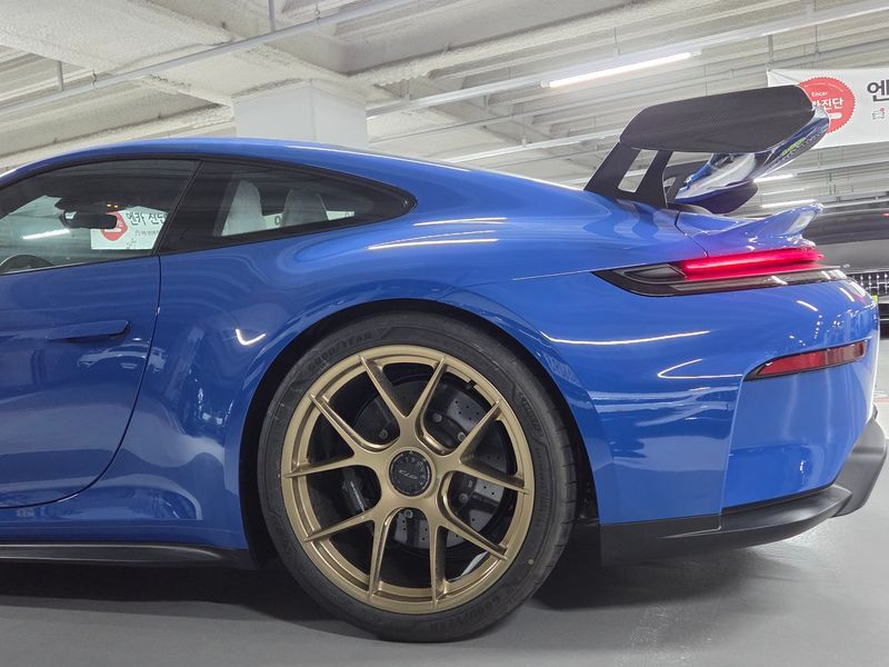 2026 Porsche 911 GT3 photo 15
