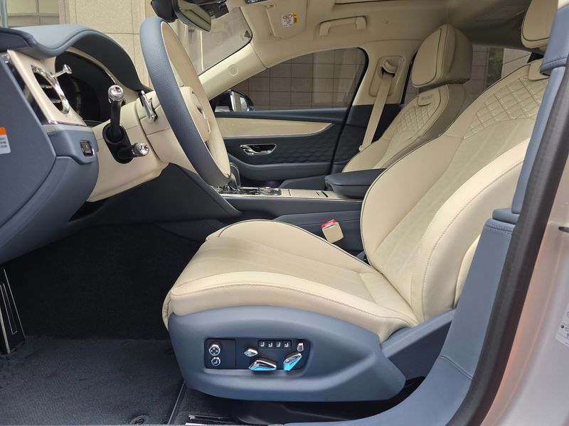 2026 Bentley Flying Spur 4.0 Muliner photo 7
