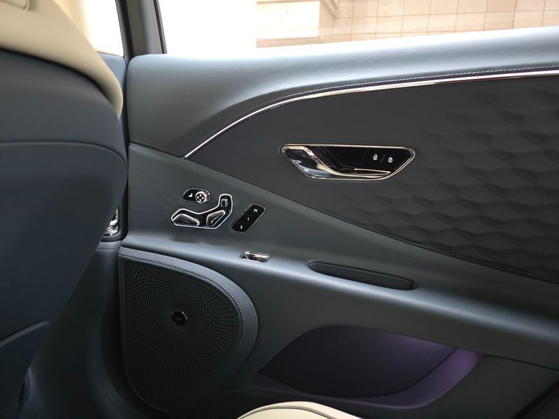 2026 Bentley Flying Spur 4.0 Muliner photo 8