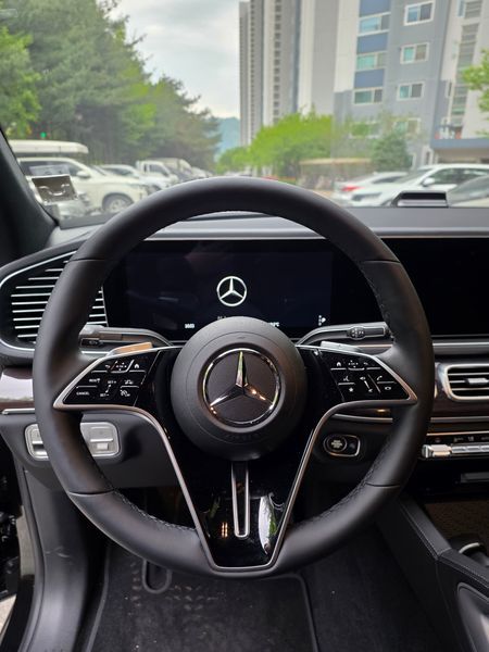 2026 Mercedes-Benz E-Class GLE450d 4MATIC Coupe photo 9