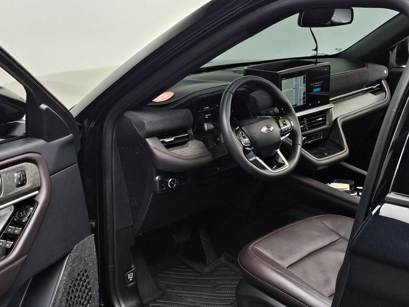 2025 Ford Explorer 2.3 Platinum 4WD photo 11