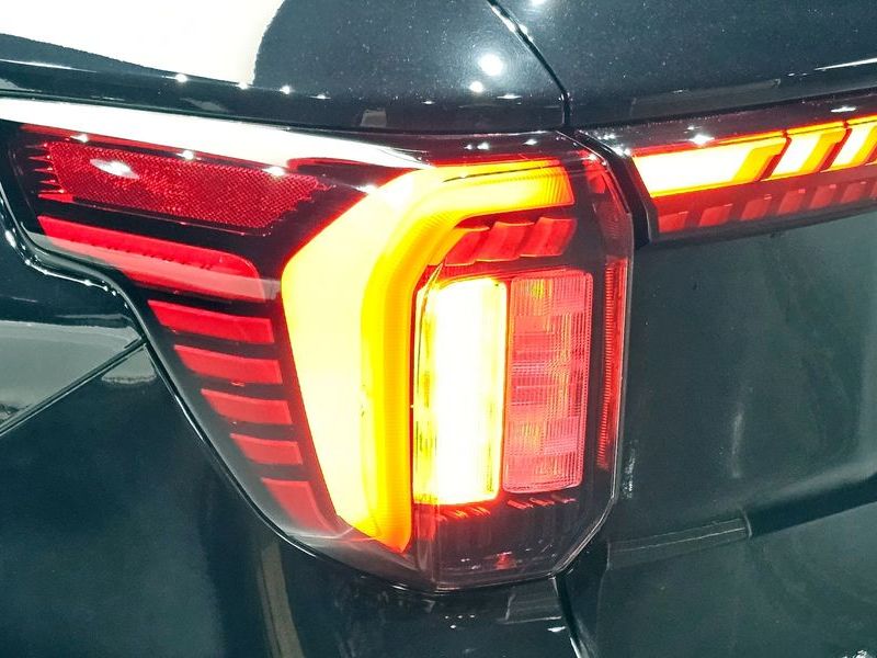 2025 Ford Explorer 2.3 Platinum 4WD photo 23