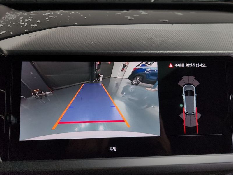 2022 Audi Q4 e-트론 40 Premium photo 16