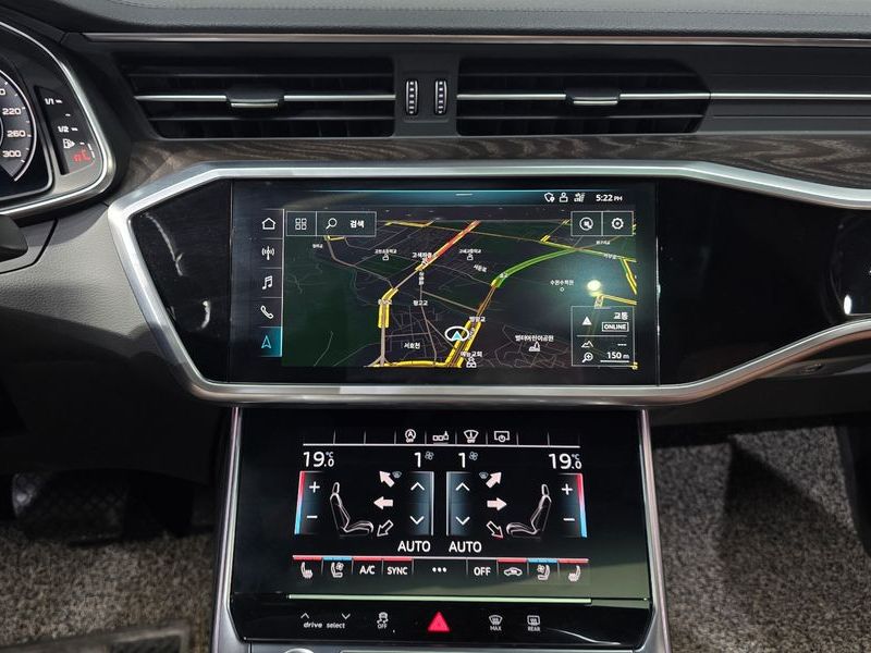 2020 Audi A6 45 TFSI Premium photo 13