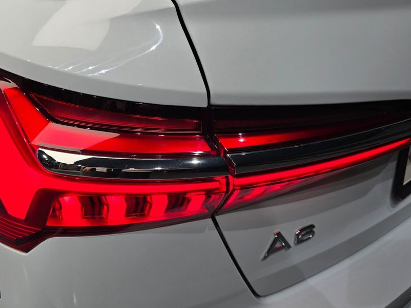 2020 Audi A6 45 TFSI Premium photo 23
