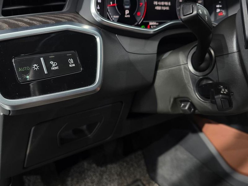 2020 Audi A6 45 TFSI Premium photo 27