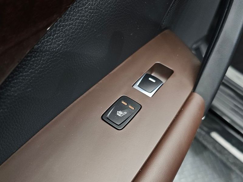 2015 Hyundai Grandeur HG240 Modern photo 20