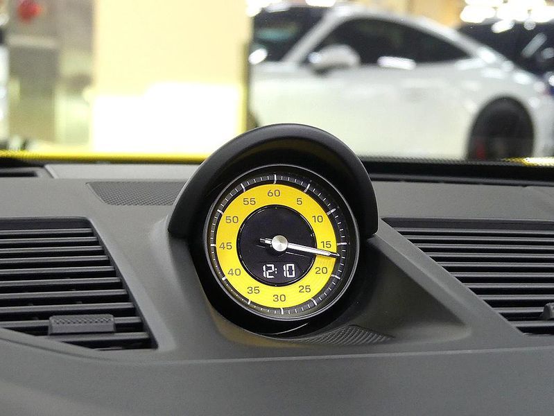 2021 Porsche 911 Carrera Cabriolet photo 13