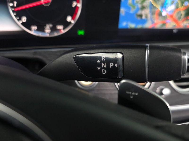 2017 Mercedes-Benz E-Class E300 AV Intelligent Drive photo 9