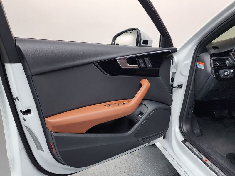 2021 Audi A4 40 TFSI Premium photo 24
