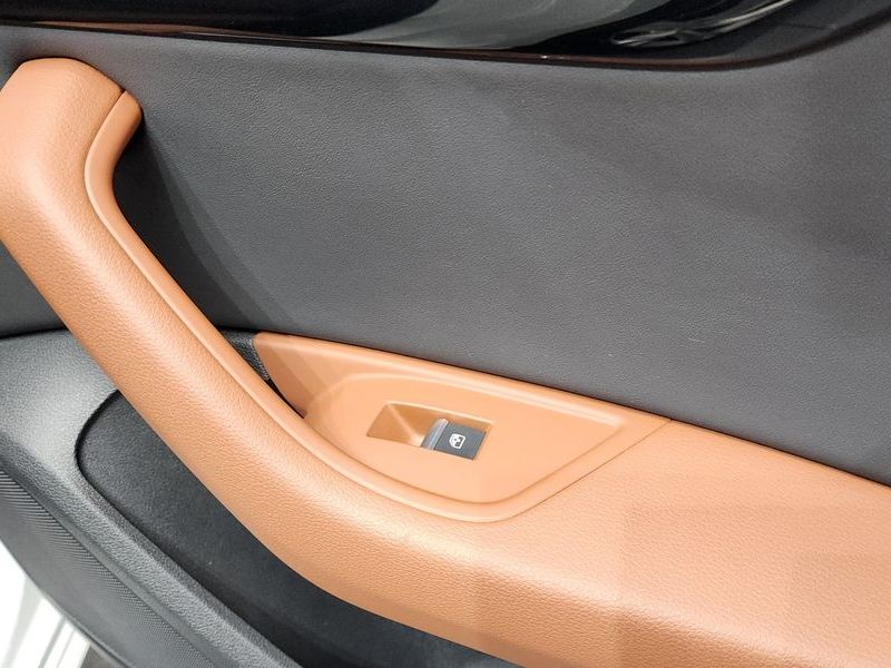 2021 Audi A4 40 TFSI Premium photo 27