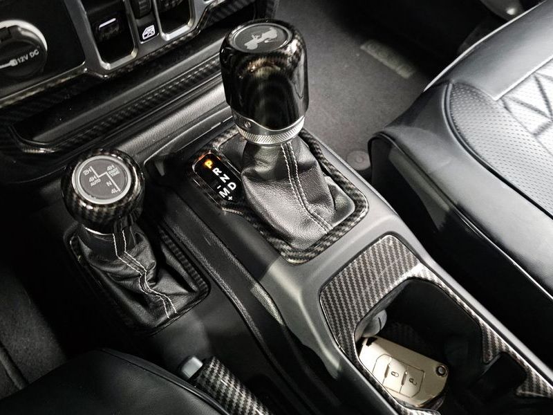 2023 Jeep Wrangler 2.0 Overland Power Top 4Door photo 9