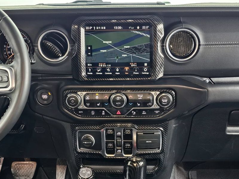 2023 Jeep Wrangler 2.0 Overland Power Top 4Door photo 14