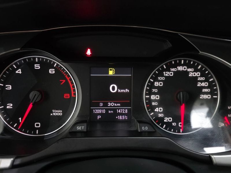 2012 Audi A4 2.0 TFSI Quattro Dynamic B8 photo 8