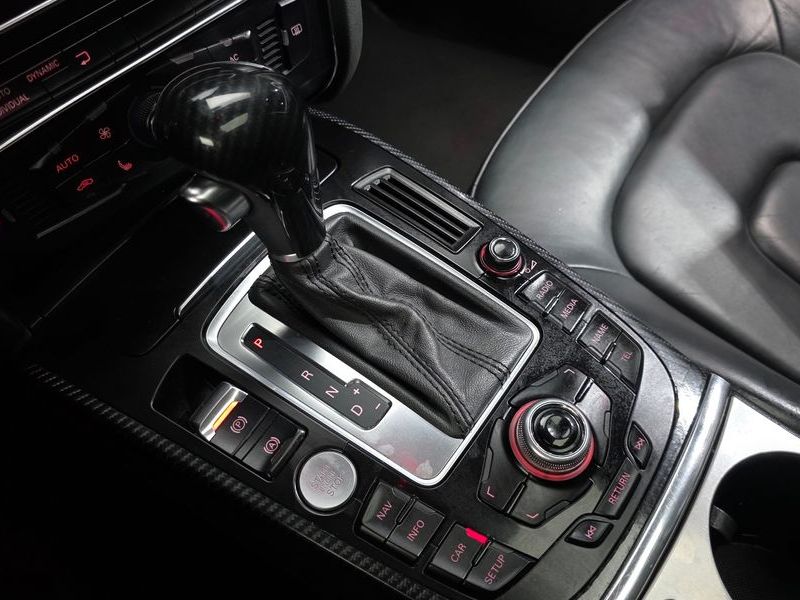 2012 Audi A4 2.0 TFSI Quattro Dynamic B8 photo 9