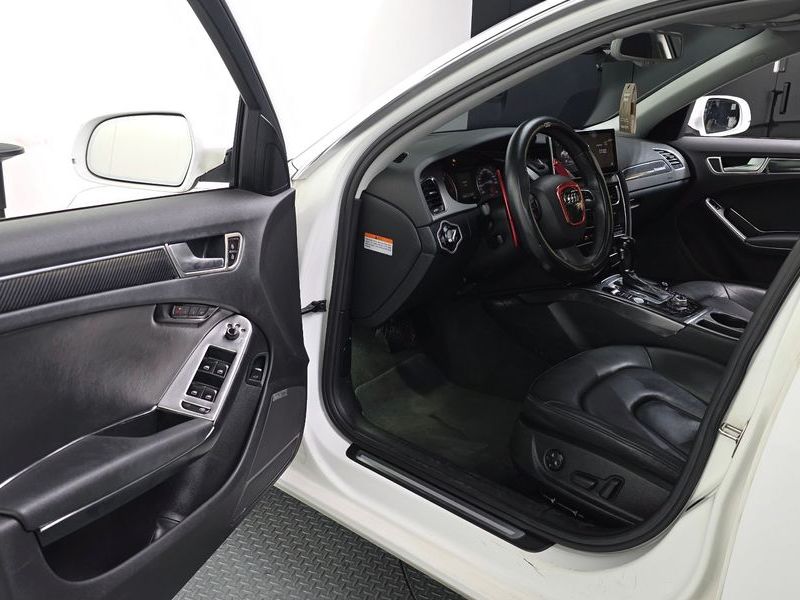 2012 Audi A4 2.0 TFSI Quattro Dynamic B8 photo 10