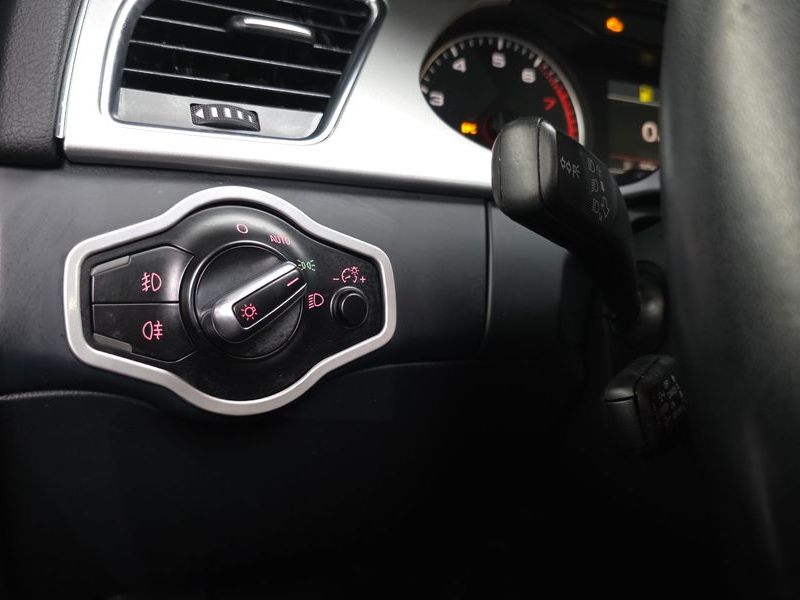 2012 Audi A4 2.0 TFSI Quattro Dynamic B8 photo 18