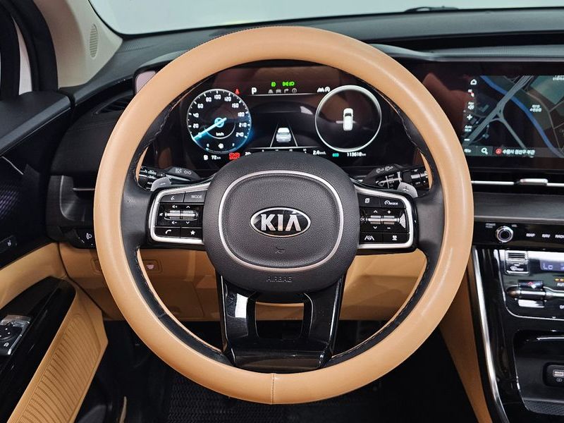 2021 Kia Carnival 9-Seater Signature photo 12