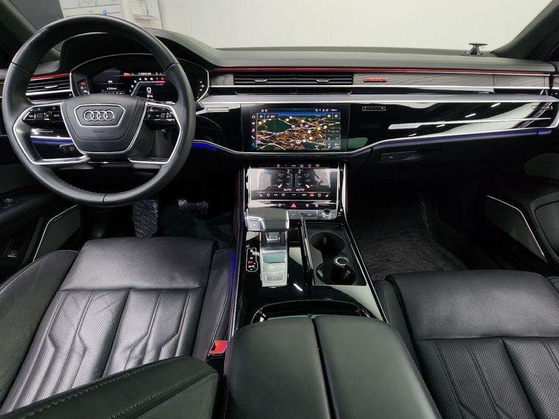 2022 Audi A8 55 TFSI Quattro Premium LWB photo 7