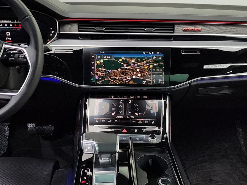 2022 Audi A8 55 TFSI Quattro Premium LWB photo 14