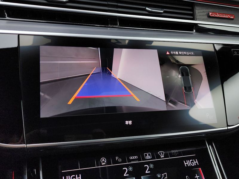 2022 Audi A8 55 TFSI Quattro Premium LWB photo 15