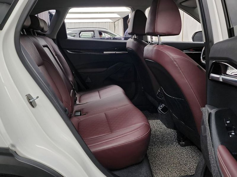 2022 Kia Seltos Gasoline 1.6 Turbo 4WD Signature photo 12
