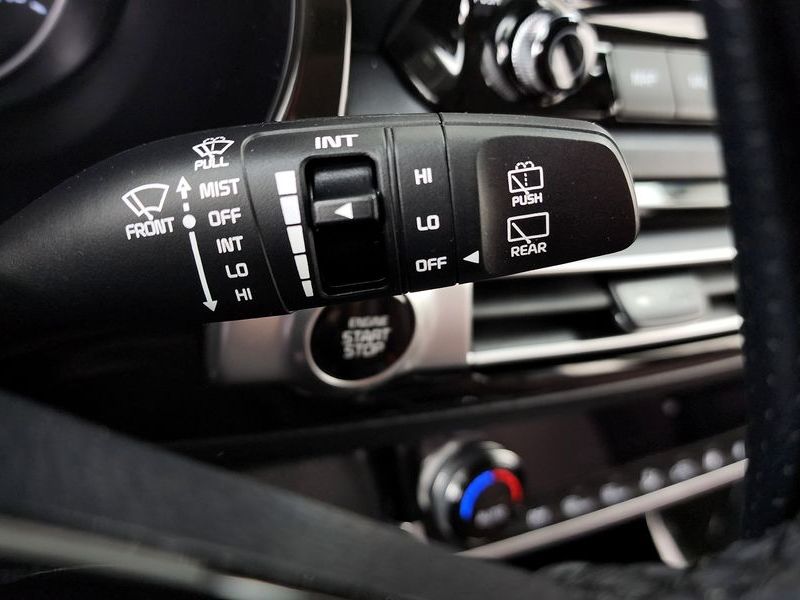 2022 Kia Seltos Gasoline 1.6 Turbo 4WD Signature photo 28