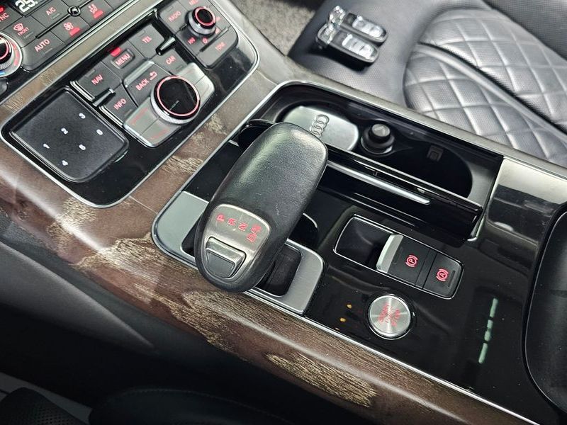 2016 Audi A8 50 TDI Quattro D4 photo 9