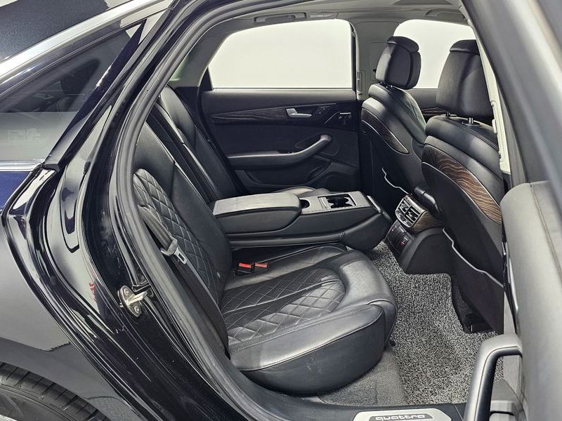 2016 Audi A8 50 TDI Quattro D4 photo 11