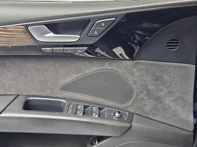 2016 Audi A8 50 TDI Quattro D4 photo 15