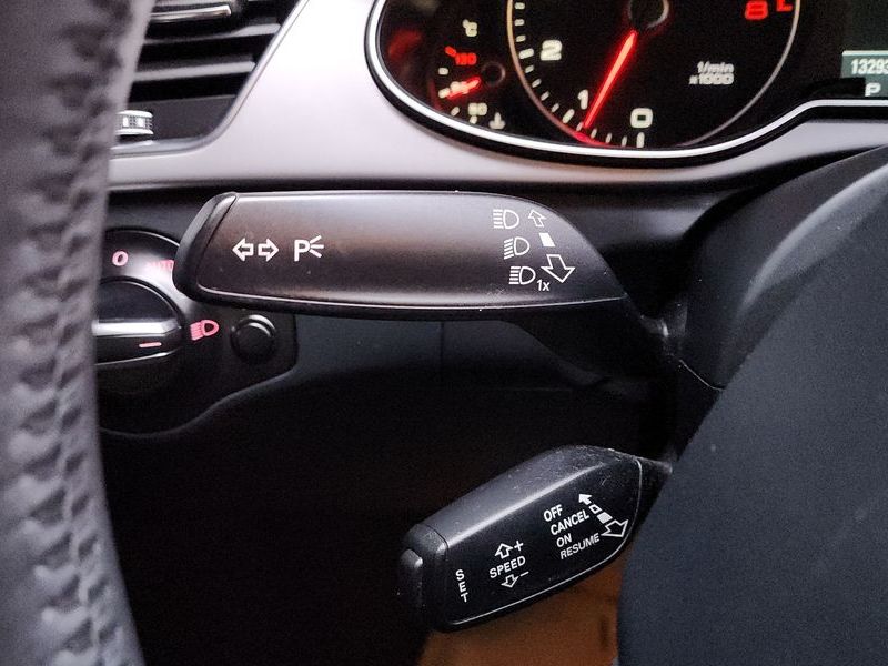 2013 Audi A4 2.0 TFSI Quattro Dynamic B8 photo 18