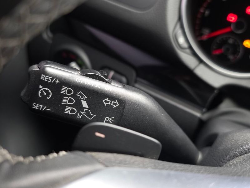 2012 Volkswagen Golf 2.0 GTD photo 17