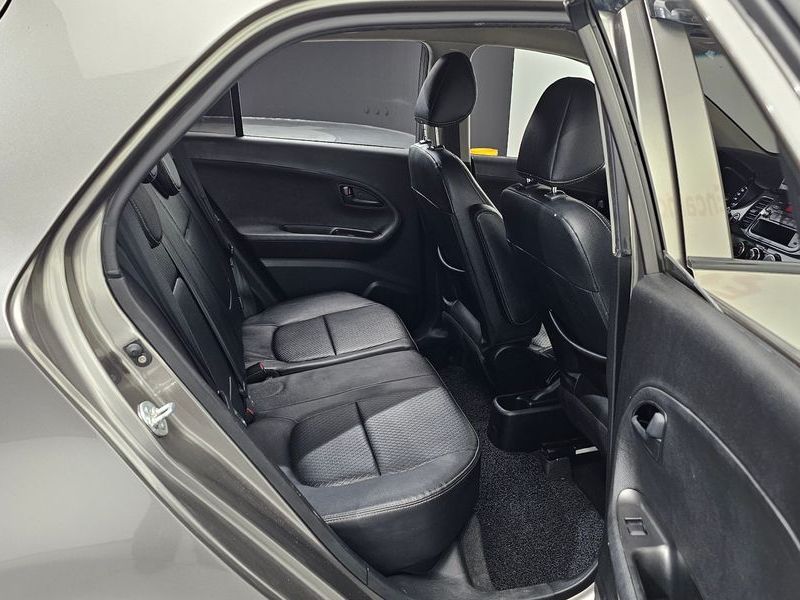 2013 Kia Morning Deluxe photo 13
