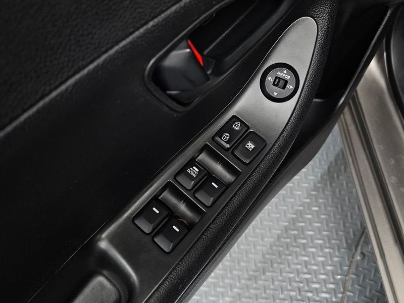 2013 Kia Morning Deluxe photo 14