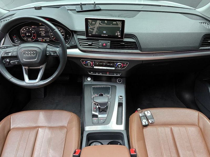 2020 Audi Q5 45 TFSI Quattro photo 7
