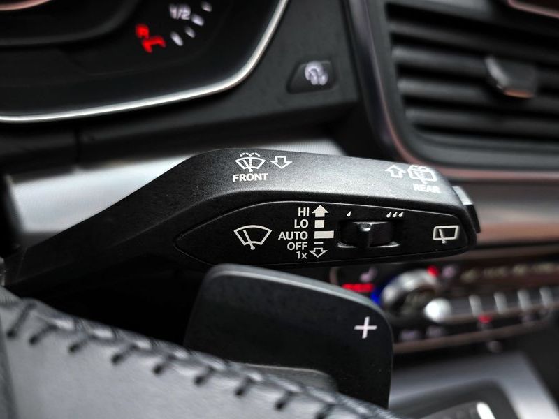 2020 Audi Q5 45 TFSI Quattro photo 19