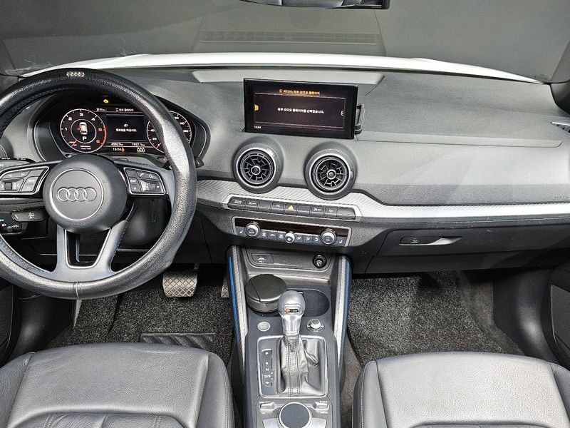 2020 Audi Q2 35 TDI Premium photo 7